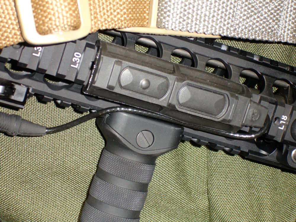 Lampe torche Element M720V Tactical